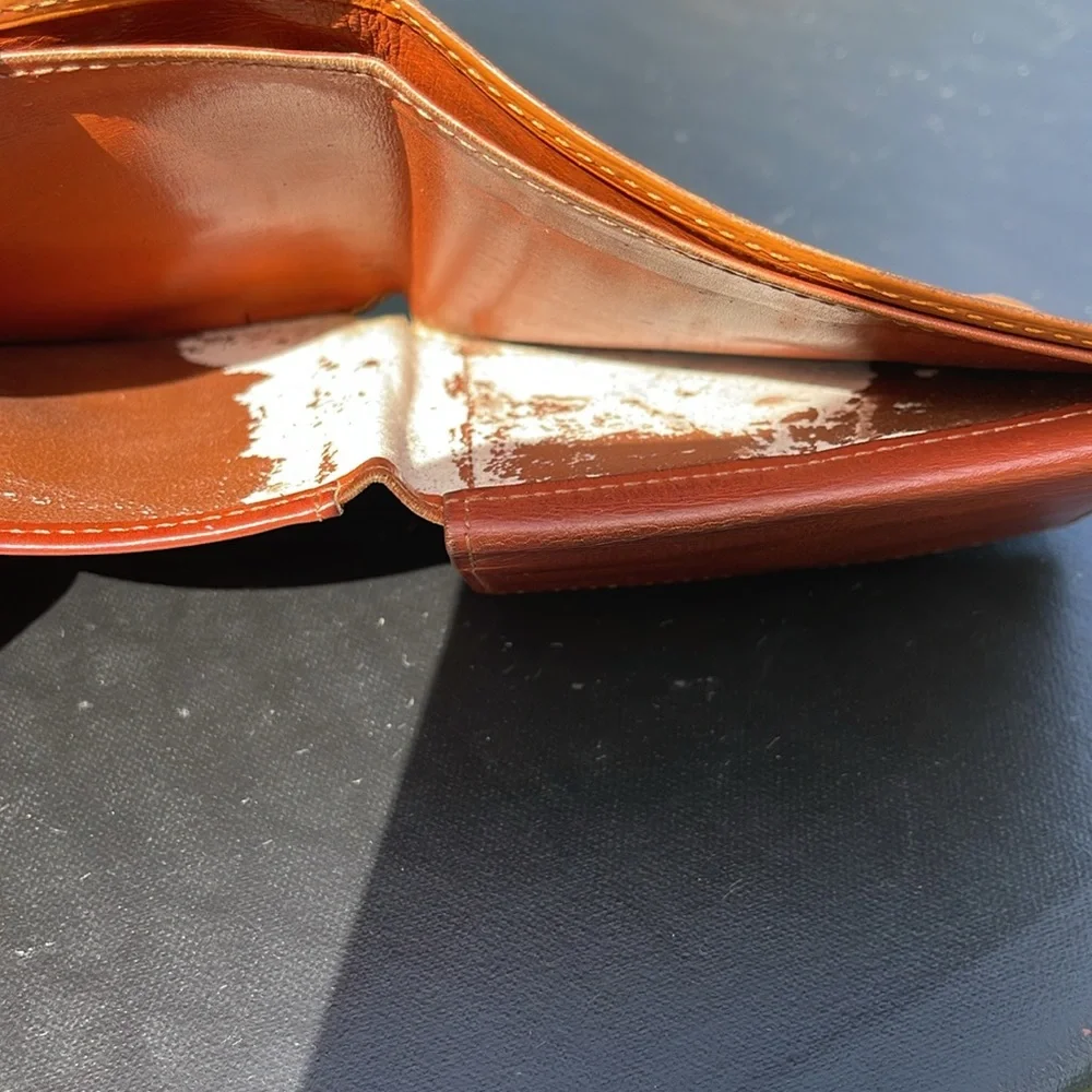 🍂Men’s bifold epi Louis Vuitton wallet - Picture 7 of 10